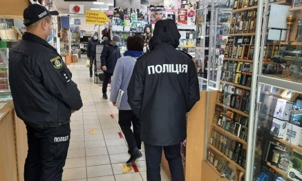 «Карантин выходного дня» коснулся 90 торговых точек в Заводском районе Николаева