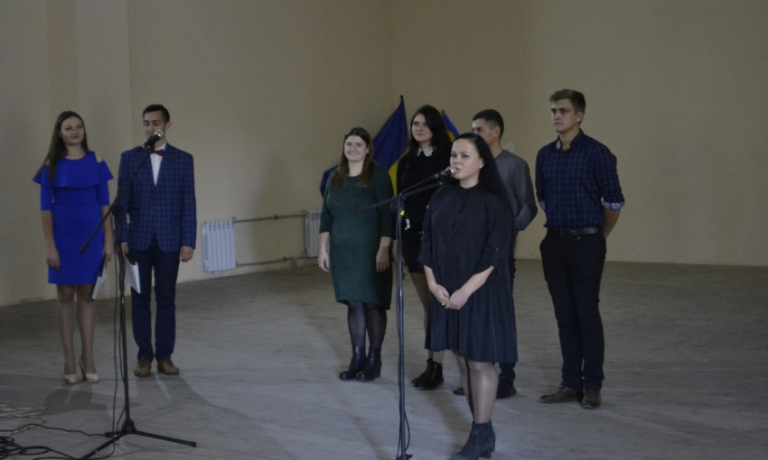 Студенты николаевской «аграрки» поздравили военнослужащих 36-й бригады с праздником Покровы