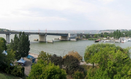 Мужчина в Николаеве погиб в результате прыжка с моста в реку Ингул
