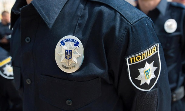 Николаевские правоохранители задержали 22-летнего мужчину, который подозревается в вымогательстве 55 тысяч гривен