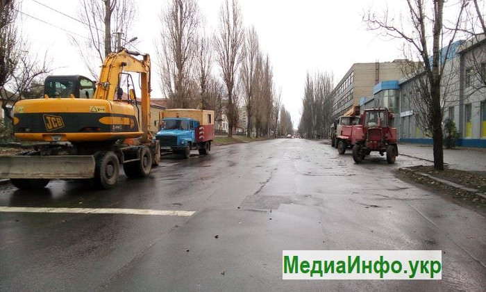 В Николаеве заблокировано движение автотранспорта на пересечении улицы Пограничной и Пушкинской