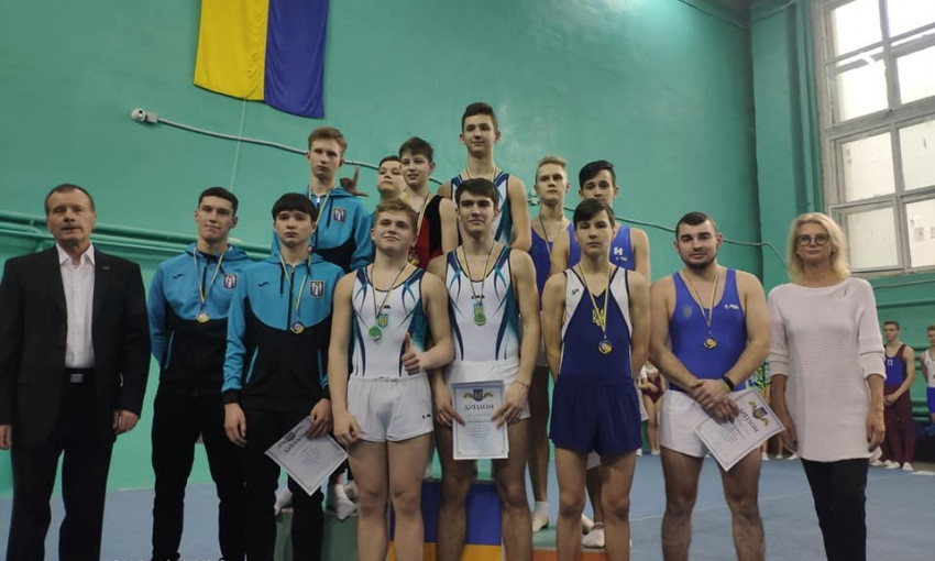 Спортсмены из Николаева завоевали 5 медалей на Чемпионате Украины по прыжкам на батуте