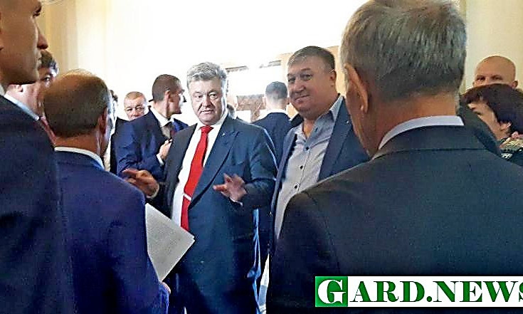 «Мост поставлю за двое суток»: Порошенко пообещал содействие в решении вопроса с мостовой переправой в Южноукраинске
