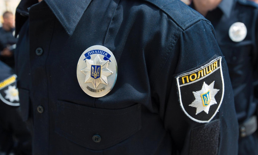 В Ингульском районе правоохранители задержали грабителя во время совершения преступления