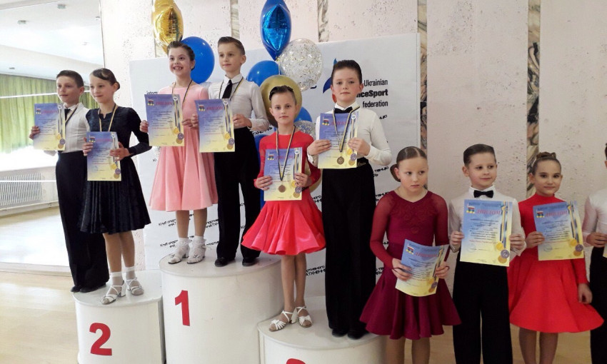 Танцоры ансамбля «Фантазия» стали призерами престижных соревнований по танцевальному спорту