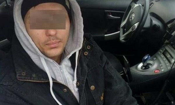 В Корабельном районе Николаева задержали мужчину, который курил наркотические вещества в общественном месте