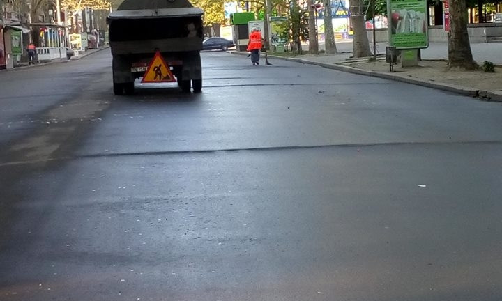 В Николаеве администрация Центрального района наводит порядок на ул. Соборной