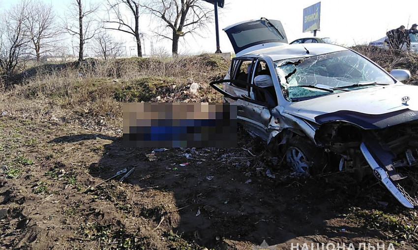 В Николаевской области на трассе произошла жуткая авария, погибли два человека и двое госпитализированы в больницу