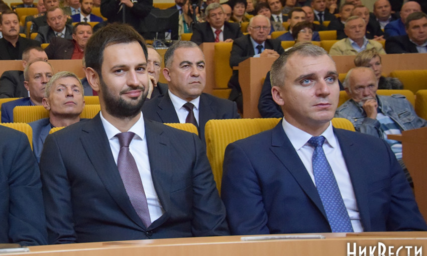 Макарьян контролировал голосование по «импичменту» Сенкевича