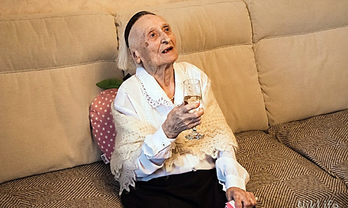 Экс-директор Николаевского краеведческого музея Вера Чернявская отпраздновала свой 100-летний юбилей