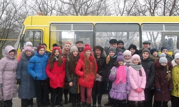 Гимназия на Николаевщине получила новый автобус