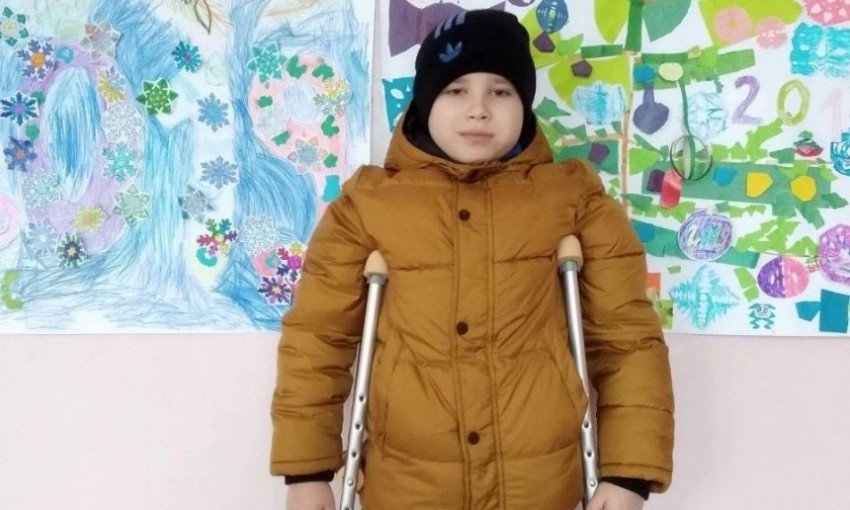 Николаевскому пятикласснику нужно помочь собрать 60 тысяч гривен, чтобы он смог ходить