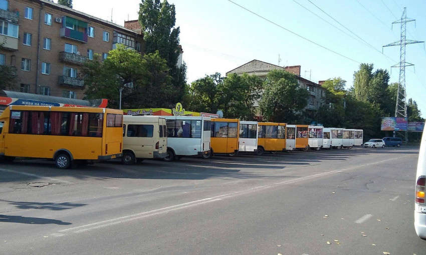 Сегодня «маршрутчики» в Николаеве массово не вышли на работу