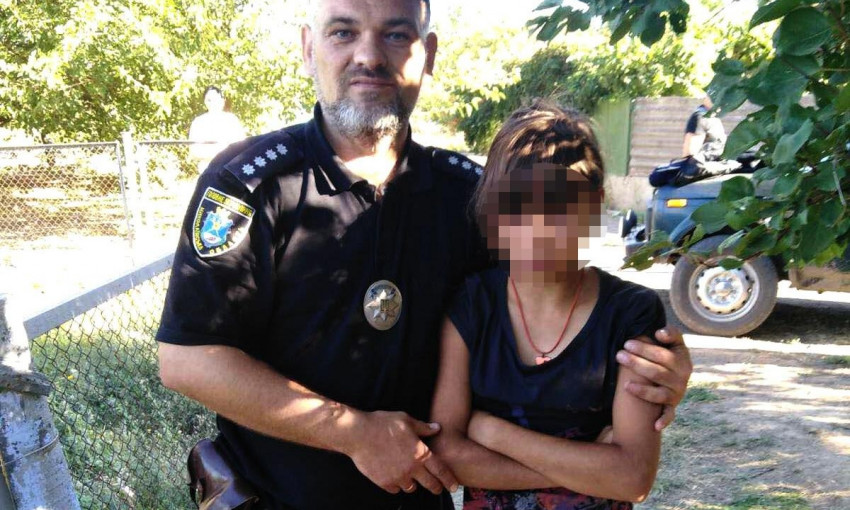На Николаевщине полицейские и односельчане всю ночь искали пропавшего ребенка