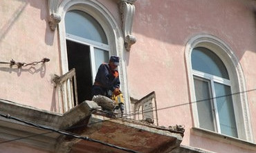 В центре Николаева обвалился балкон