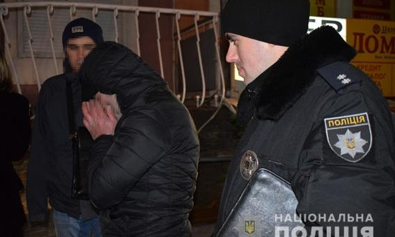 В Николаеве полиция задержала группу «барсеточников» из Кавказа