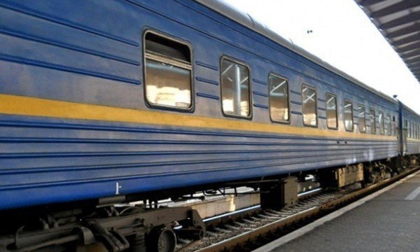 Проводница поезда Николаев — Ивано-Франковск отказалась обслуживать военного на украинском языке