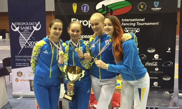 Николаевские саблистки завоевали "золото" на турнире в Болгарии