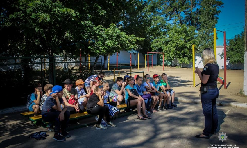 В Николаеве в преддверии летних школьных каникул проходит Неделя безопасности дорожного движения