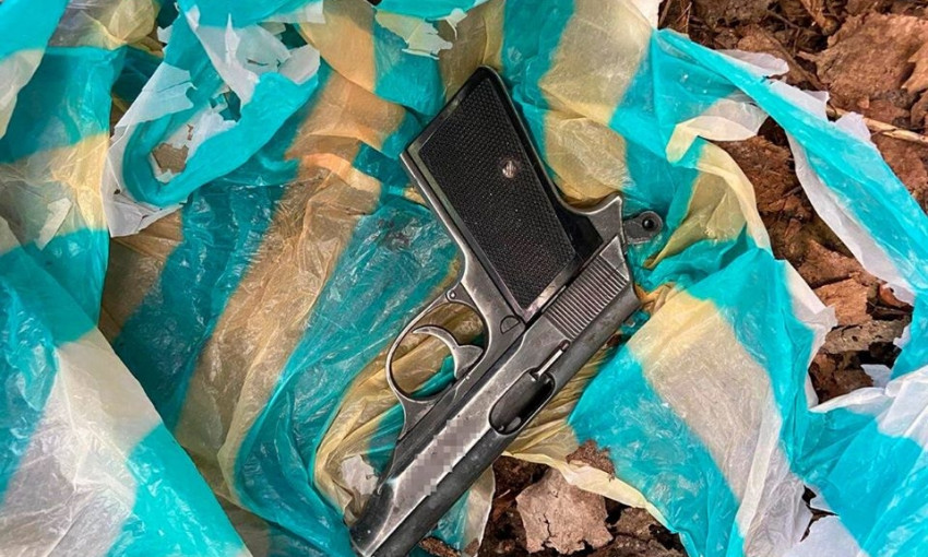 Чистил пистолет – полиция установила причину ранения лидера николаевской «Свободы» 