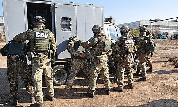 В аэропорту «Николаев» СБУ и армия проведут учения – перекроют трассу и будут проверять документы