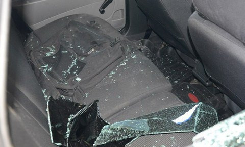 Разбойное нападение на водителя автомобиля Lada Priora