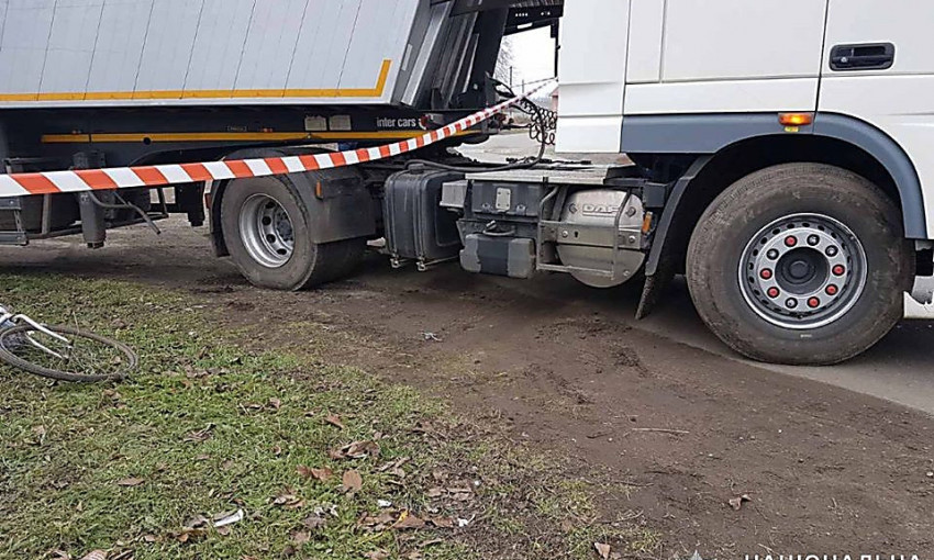 В Николаеве грузовик насмерть сбил велосипедиста 