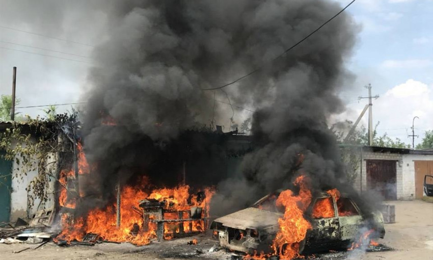 В Вознесенске в гаражном кооперативе сгорел автомобиль