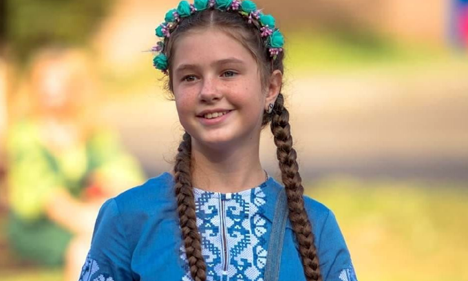 Я не просто Ліда, а «Мишка»: 11-летняя девочка-волонтер живет в Николаеве и уже пятый год помогает армии