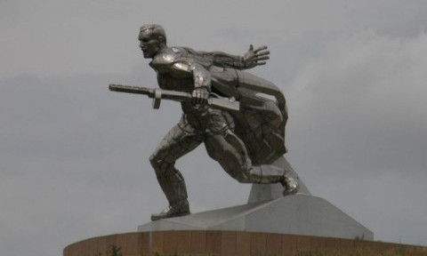 Монумент «Стальной солдат» на Николаевщине нуждается в срочном ремонте