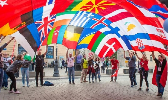 Николаевскую молодежь призывают перенимать европейский опыт и учиться за границей