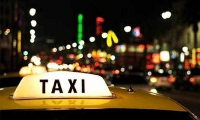 Вечером 31 декабря и в новогоднюю ночь такси в Николаеве увеличили тариф вдвое