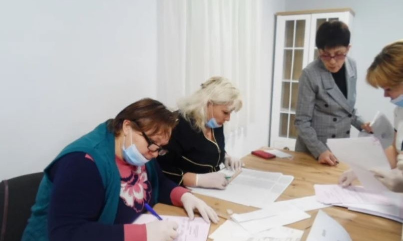 В селе Николаевской области работают сразу две избирательные комиссии - одна самопровозглашенная