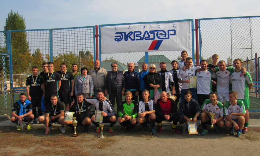 В Николаеве прошел турнир по мини-футболу, посвященный памяти В.М. Салутина
