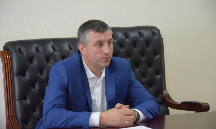 Заместитель губернатора Савченко божится, что на Волошина никто не давил, а о незаконном ремонте аэровокзала он не знал