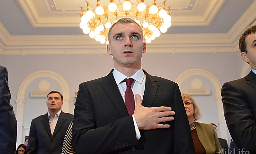 Николаевские нардепы разошлись во мнении относительно роспуска горсовета и отставки мэра 