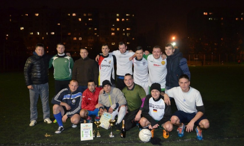 Николаевские футболисты "Уличной Лиги" получили награды