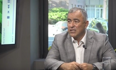 Гранатуров обвинил Сенкевича в политической коррупции