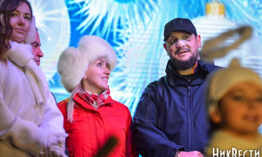 Губернатор Николаевской области подарил iPhone X учительнице из Снигиревского района