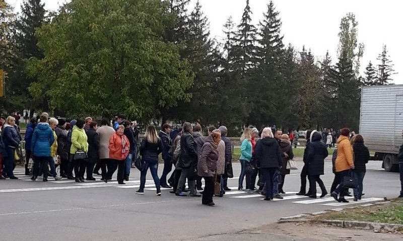 В Новой Одессе медработники перекрыли трассу на Киев