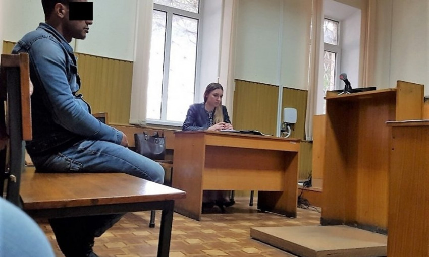 За нелегальное нахождение в Николаевской области гражданина Азербайджана отправили в «пункт пребывания» на полгода