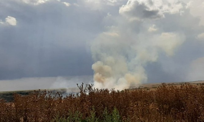 За сутки спасатели потушили шесть пожаров на полях Николаевщины