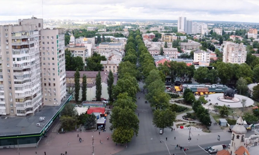 «Достопримечательная рекордсменка» – в интернете появилось видео о николаевской  улице Соборной