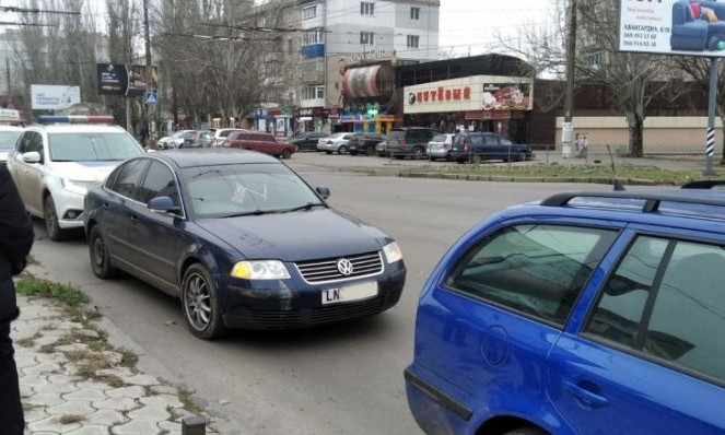 В Николаеве пьяный водитель на бляхе устроил ДТП с тремя автомобилями