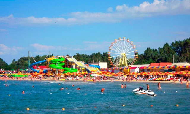 Южноукраинские отдыхающие назвали курорт «Железный порт» помойкой