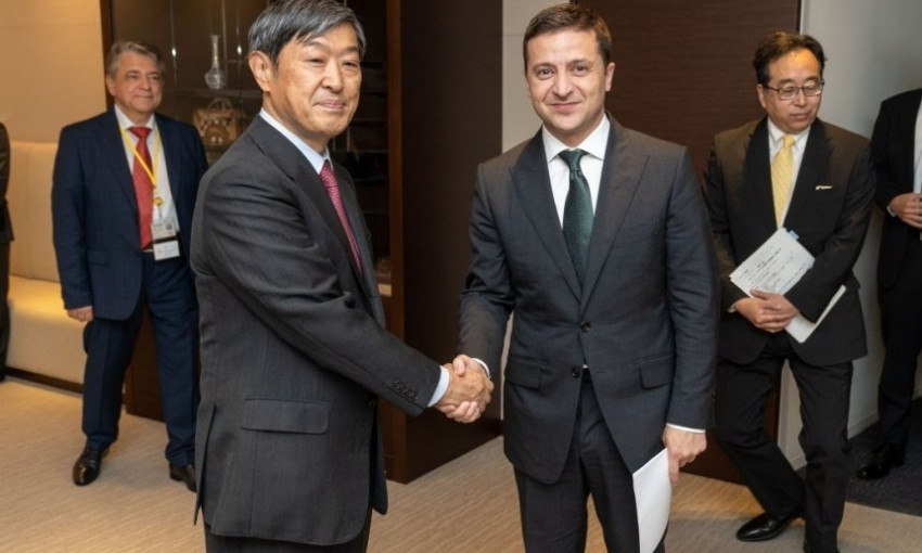В Японии Президент Украины Вламимир Зеленский обсудил строительство объездного моста в Николаеве