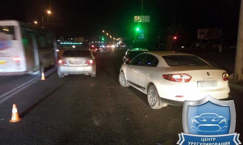 ДТП на Богоявленском проспекте при участии трех автомобилей