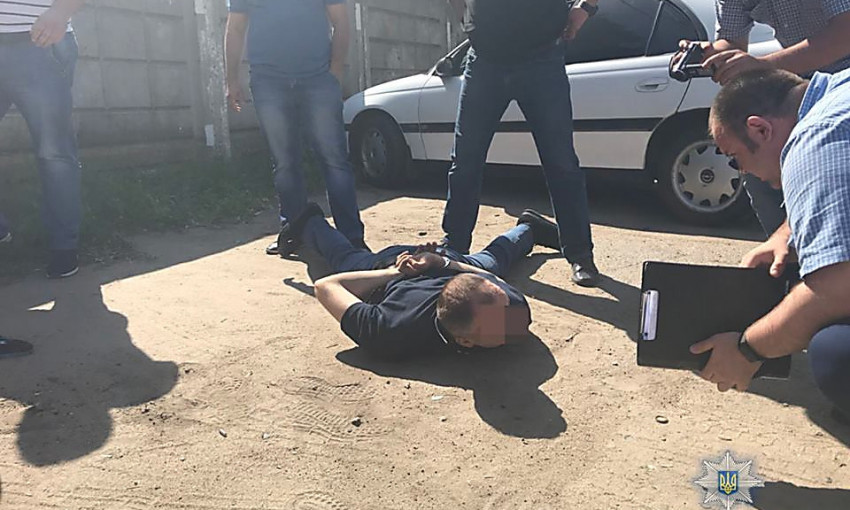 В Николаеве правоохранитель организовал преступную банду «домушников»