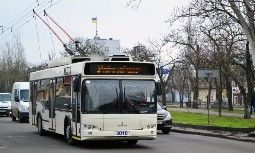 Мэр Николаева не исключает возможность полного прекращения движения общественного транспорта