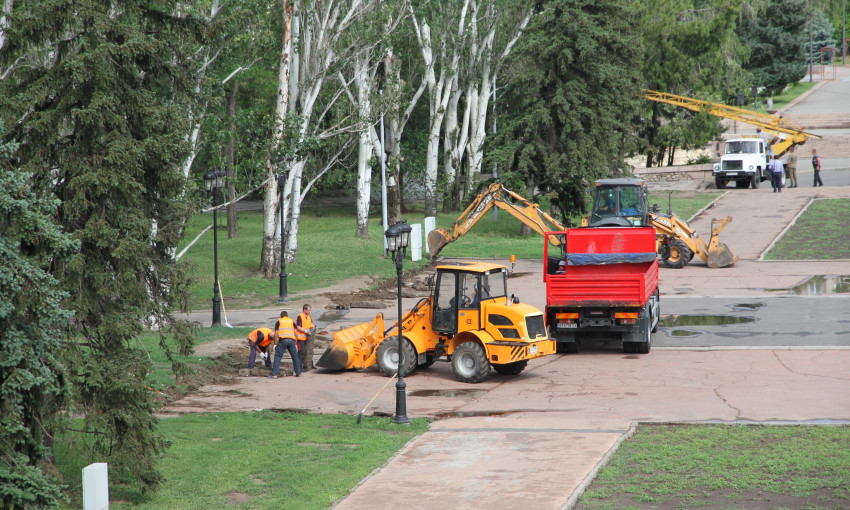 В Николаеве начали реконструкцию Соборной площади